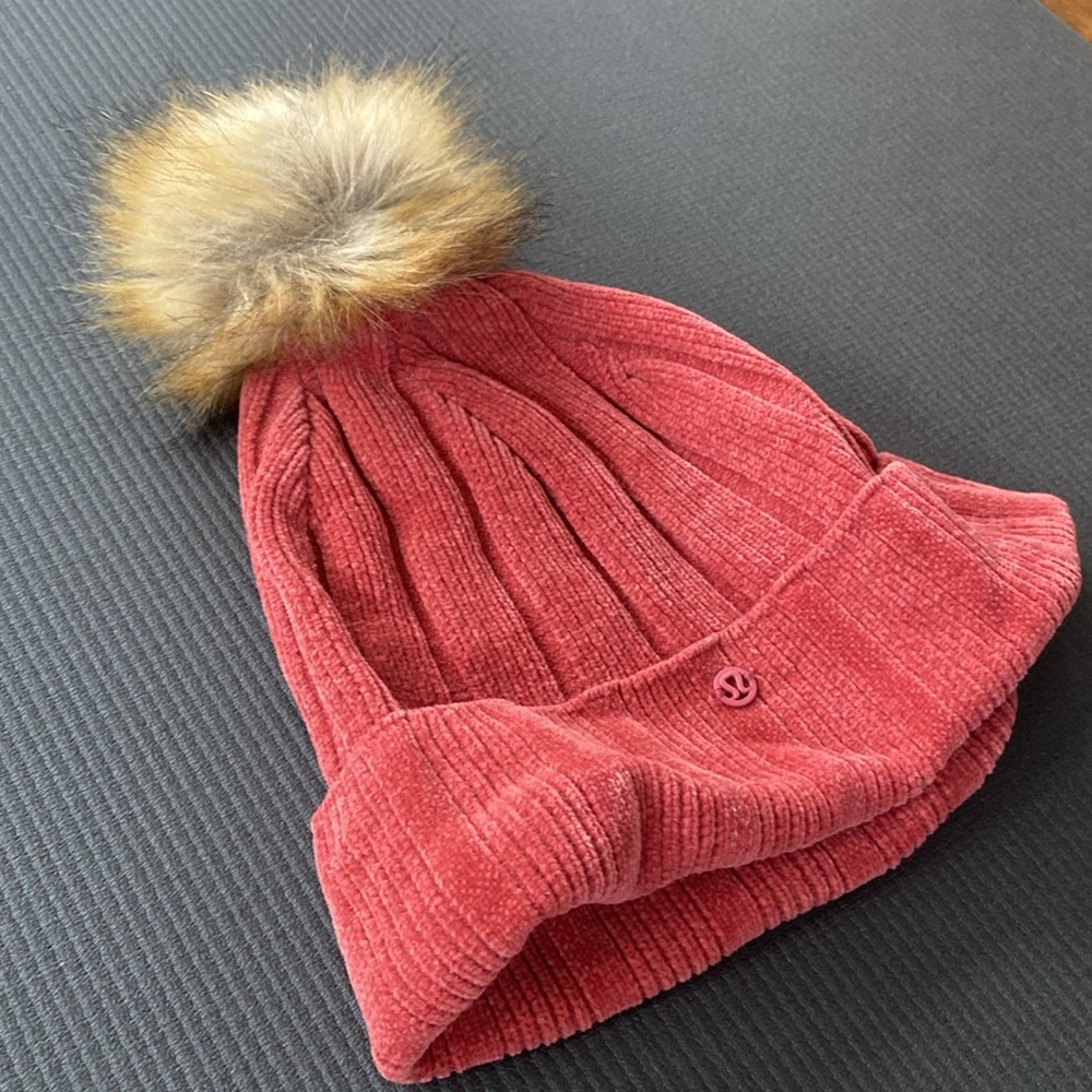 Lululemon hat
